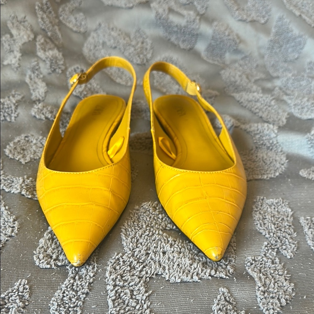 Zara Yellow Slingback Flats Sleek Minimalist Design - Picture 4 of 4
